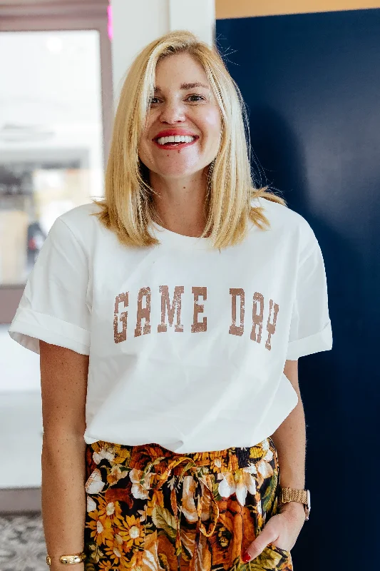 GAME DAY UNISEX T-SHIRT